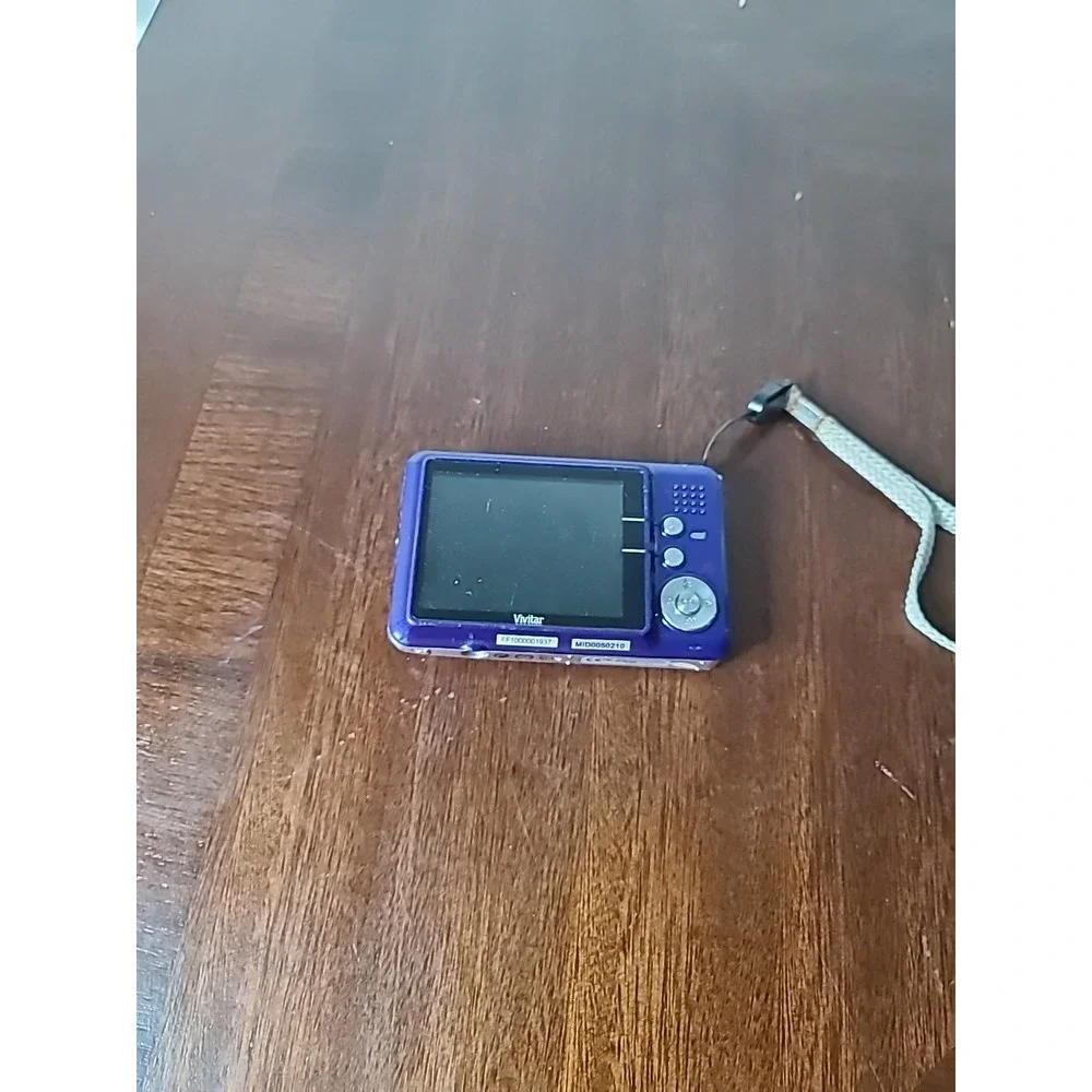 Vivitar ViviCam X029 Purple 10.1MP Digital Camera 4x Zoom Untested